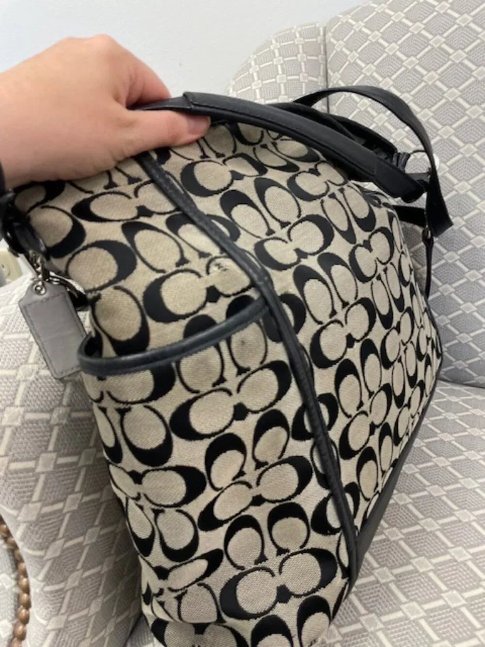 Coach Vintage Park Signature Hobo - Black and Tan